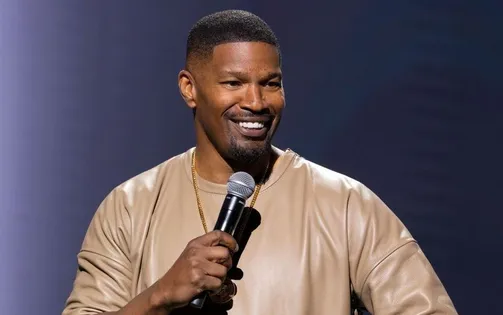 Jamie Foxx từng bị xuất huyết não và đột quỵ, mất trí nhớ 20 ngày