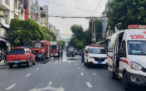 Vụ cháy nhà trọ tại TP Hồ Chí Minh: Cấp cứu 13 nạn nhân bị ngạt khí, bỏng đường hô hấp