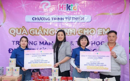 Công ty Phương Linh & Hikid trao giáng sinh ấm áp cho các bé Làng Nủ