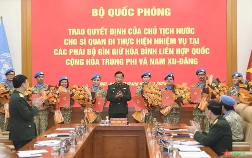 Việt Nam cử thêm 8 sĩ quan tham gia gìn giữ hòa bình tại phái bộ UNMISS và MINUSCA