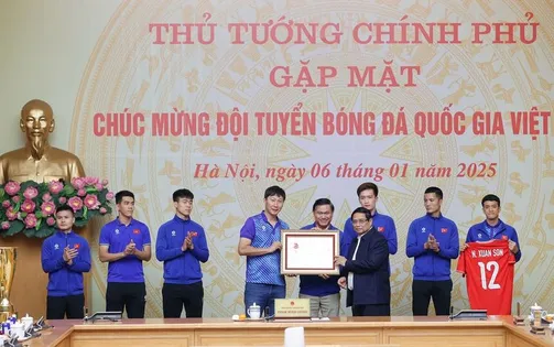 Thủ tướng: Hương vị chiến thắng còn mãi, nhưng bóng đá Việt Nam phải vô địch châu Á và dự World Cup