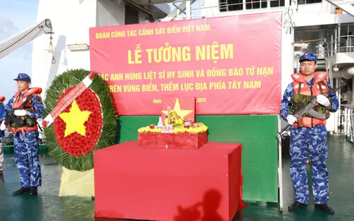 Kiểm tra, chúc Tết lực lượng chống khai thác IUU trên vùng biển Tây Nam