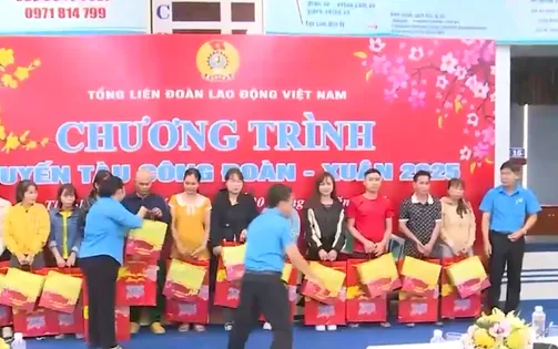 TP Hồ Chí Minh tặng hơn 45.000 vé tàu xe đưa công nhân về quê đón Tết