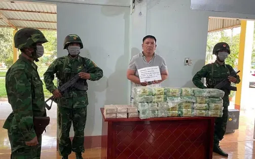 Long An: Bắt giữ đối tượng vận chuyển trái phép hơn 30kg ma túy