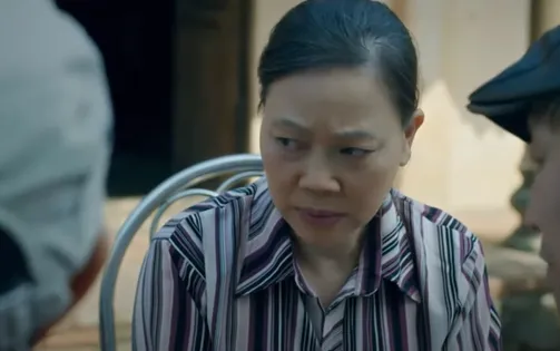 Những chặng đường bụi bặm - Tập 17: Công an đến tận nhà tìm, em dâu ông Nhân quyết phá đến cùng?