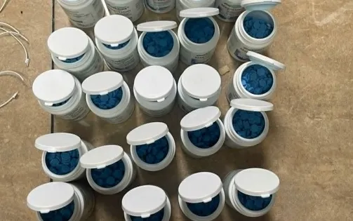 Bắt quả tang hơn 4,2kg ma túy giấu trong 26 hộp thuốc thực phẩm chức năng