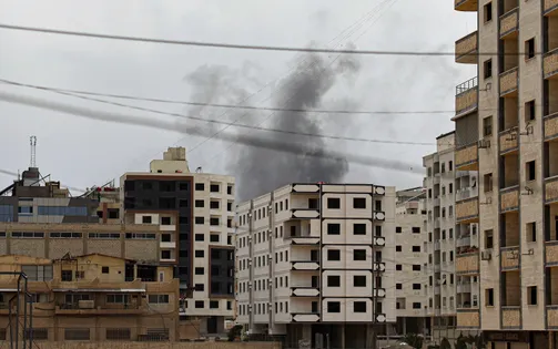 Israel tiến hành cuộc không kích hiếm hoi vào Damascus