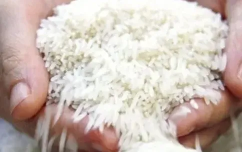Gạo Việt đắt hàng