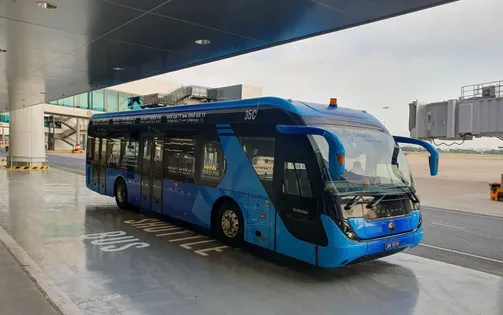 Sân bay Tân Sơn Nhất có xe bus miễn phí từ ga T3 sang T1