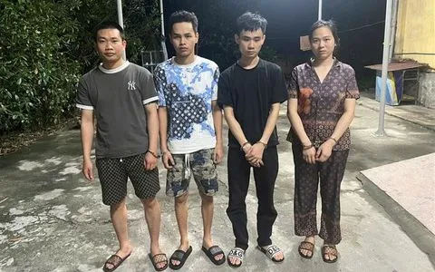 Đột kích nhà trọ ở Quảng Ninh, thu giữ ma túy cùng nhiều súng đạn