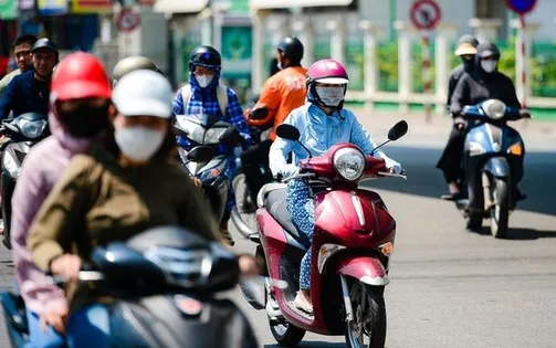 Bắc Bộ nắng mạnh sau 10h, Trung Bộ nắng nóng gay gắt lan ra ven biển
