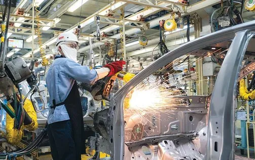 Sản xuất công nghiệp tháng 4 tăng trưởng tích cực