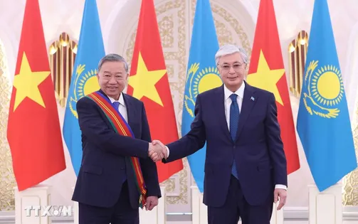 Tổng Bí thư Tô Lâm nhận Huân chương Hữu nghị Dostyk hạng nhất của Kazakhstan