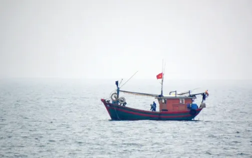 Nhiều tàu cá và ngư dân gặp nạn khi đang hành nghề trên biển