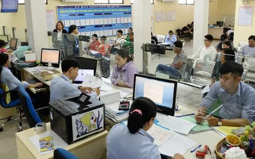 2 nhóm công chức phải nghỉ việc trước khi kết thúc lộ trình sắp xếp