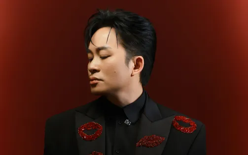 Tùng Dương trở lại với ca khúc ‘’chữa lành’’ cho người trẻ