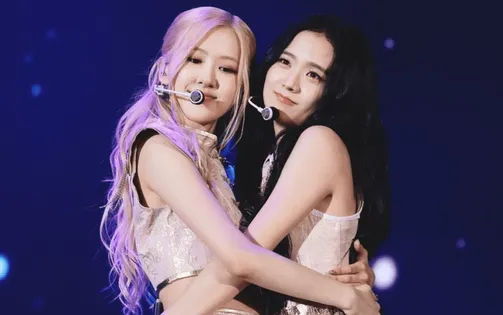Rosé đối mặt với phản ứng dữ dội từ người hâm mộ Jisoo