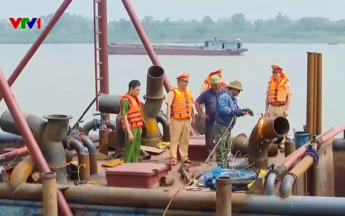Nhiều chủ phương tiện tự nguyện tháo bỏ thiết bị khai thác cát