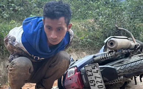 Mang chai xăng đi cướp ngân hàng, nam thanh niên bị bắt sau hơn 1 giờ gây án