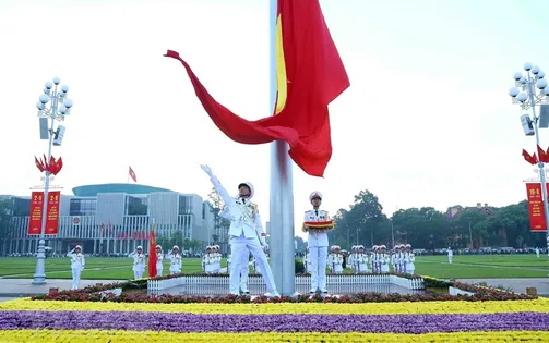 Sẽ có quy định tổ chức Nghi lễ thượng cờ, hạ cờ quốc gia trên Quảng trường Ba Đình