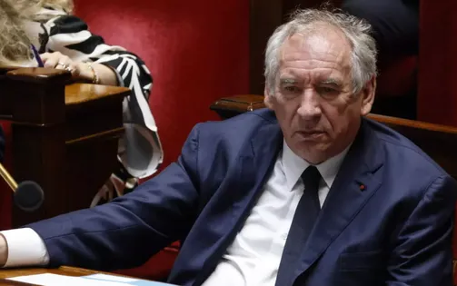 Thủ tướng Pháp Bayrou ra điều trần về bê bối lạm dụng tình dục trẻ em tại trường Công giáo