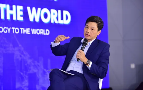 “Dạy trẻ về AI không cần chờ tới lớp 9 mà có thể dạy ngay từ lớp 1”