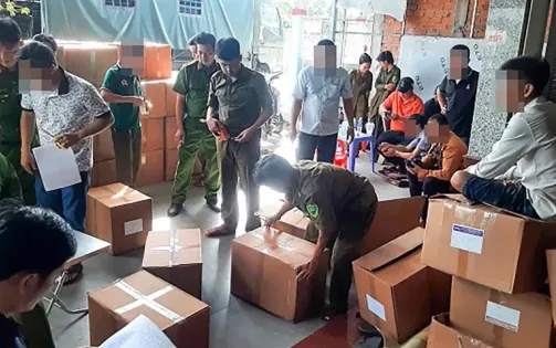 Phát hiện gần 8 tấn sữa, thực phẩm chức năng không rõ nguồn gốc, không hóa đơn chứng từ