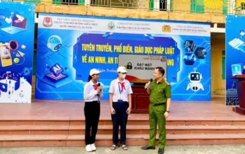 Cảnh báo quảng cáo lừa nâng điểm, bán “phao thi” tràn lan trên mạng