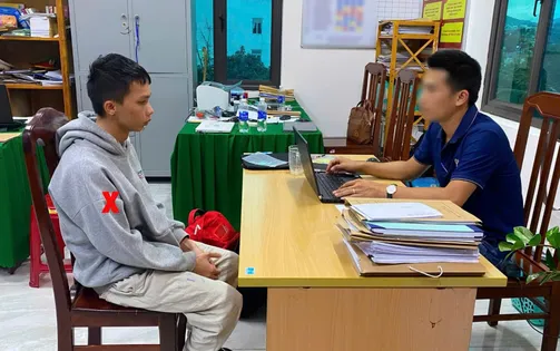 Bắt đối tượng dùng mạng xã hội dụ dỗ, ép buộc nữ sinh vào mục đích khiêu dâm