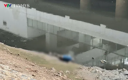 Phát hiện thi thể người đàn ông trên sông Tô Lịch