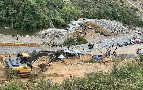 Lai Châu: Sạt lở khi thi công thủy điện, ít nhất 5 người tử vong