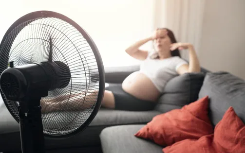 Cảnh báo biến chứng thai kỳ do nắng nóng cực đoan