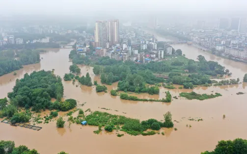 Trung Quốc: Mưa lớn tại Quảng Đông và Quảng Tây, ít nhất 5 người thiệt mạng
