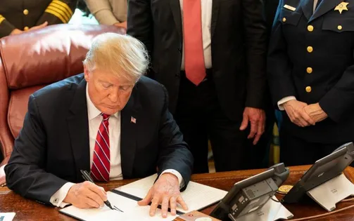 Lý do Tổng thống Trump liên tục ban bố tình trạng khẩn cấp quốc gia