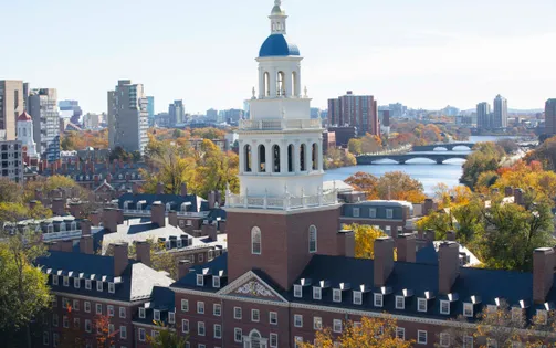 Mỹ thu hồi quyền tuyển sinh quốc tế của Đại học Harvard