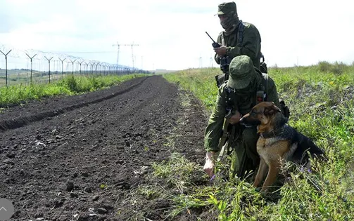 Nga lập vùng đệm dọc biên giới Ukraine