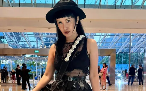 Diva Hồng Nhung trông khác lạ, B Trần bên "người tình màn ảnh" mới