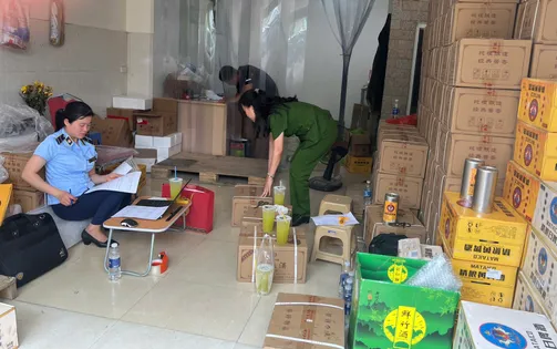Hà Nội: Xử phạt 90 triệu đồng cơ sở kinh doanh rượu nhập lậu