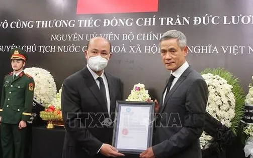 Trang trọng lễ viếng nguyên Chủ tịch nước Trần Đức Lương tại Campuchia