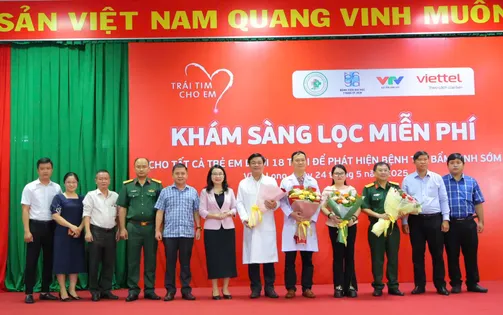 Chương trình “Trái tim cho em” tổ chức khám sàng lọc bệnh tim bẩm sinh tại tỉnh Vĩnh Long