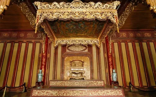 Phó Thủ tướng chỉ đạo xử lý vụ việc bảo vật quốc gia "Ngai vua triều Nguyễn" bị phá hoại