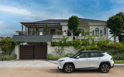 Tự tin xuống phố cùng Toyota Yaris Cross, mẫu xe “hot” nhất phân khúc B-SUV