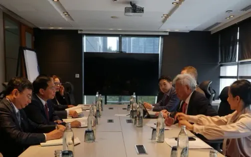 Chủ tịch AIIB ấn tượng trước sự phát triển mạnh mẽ của Việt Nam