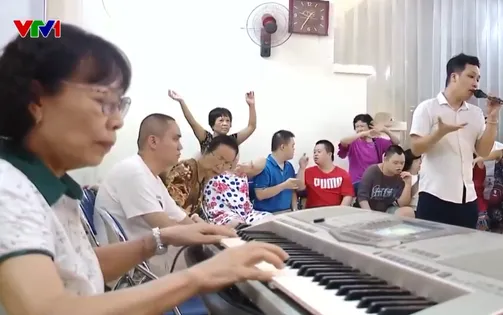 Lớp học của những đứa trẻ “không lớn”