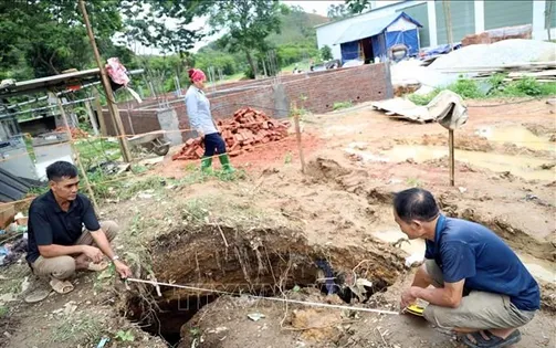 Tuyên Quang xuất hiện hố "tử thần" có đường kính gần 3m