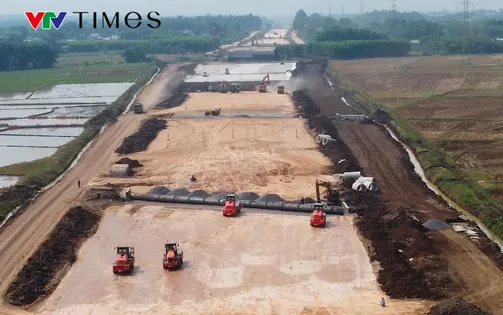 Đồng Nai cam kết thông xe kỹ thuật hai dự án lớn trước 19/12/2025