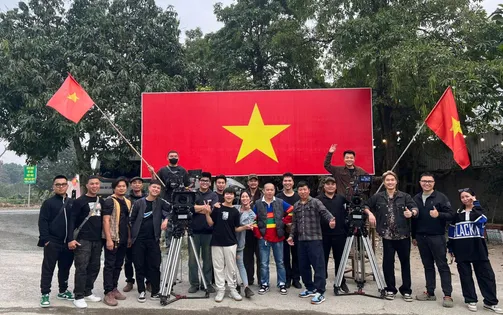 Dàn diễn viên "Những chặng đường bụi bặm" hẹn gặp khán giả ở chặng đường tiếp theo