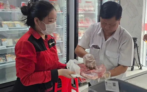 Đã có kết quả kiểm tra ban đầu mẫu thịt heo tại hệ thống C.P ở Sóc Trăng