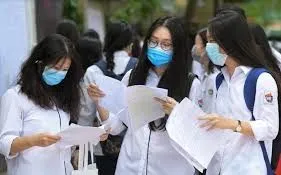 Đề thi Ngữ văn vào lớp 10 Hà Nội gần gũi với đời sống, không làm khó thí sinh
