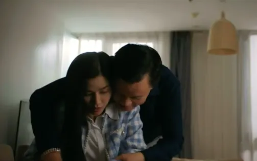 Cầu vồng ở phía chân trời - Tập 3: Oanh bị khách hàng giờ trò đồi bại